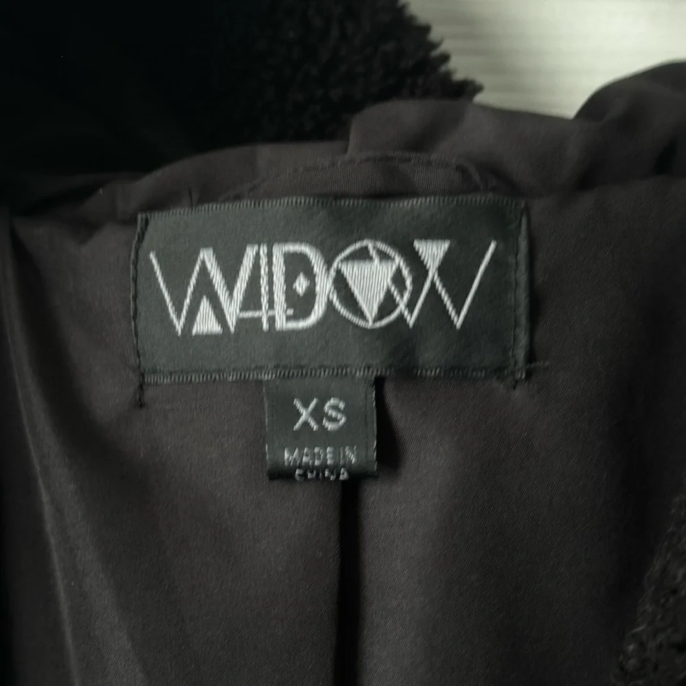 Widow Sherpa jacket - Picture 3 of 3
